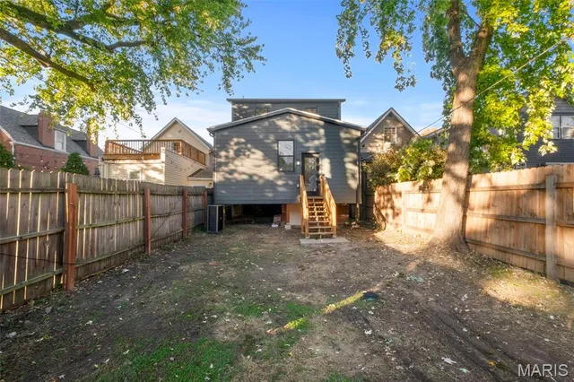 $370,000 | 4230 Connecticut Street, St. Louis, MO 63116