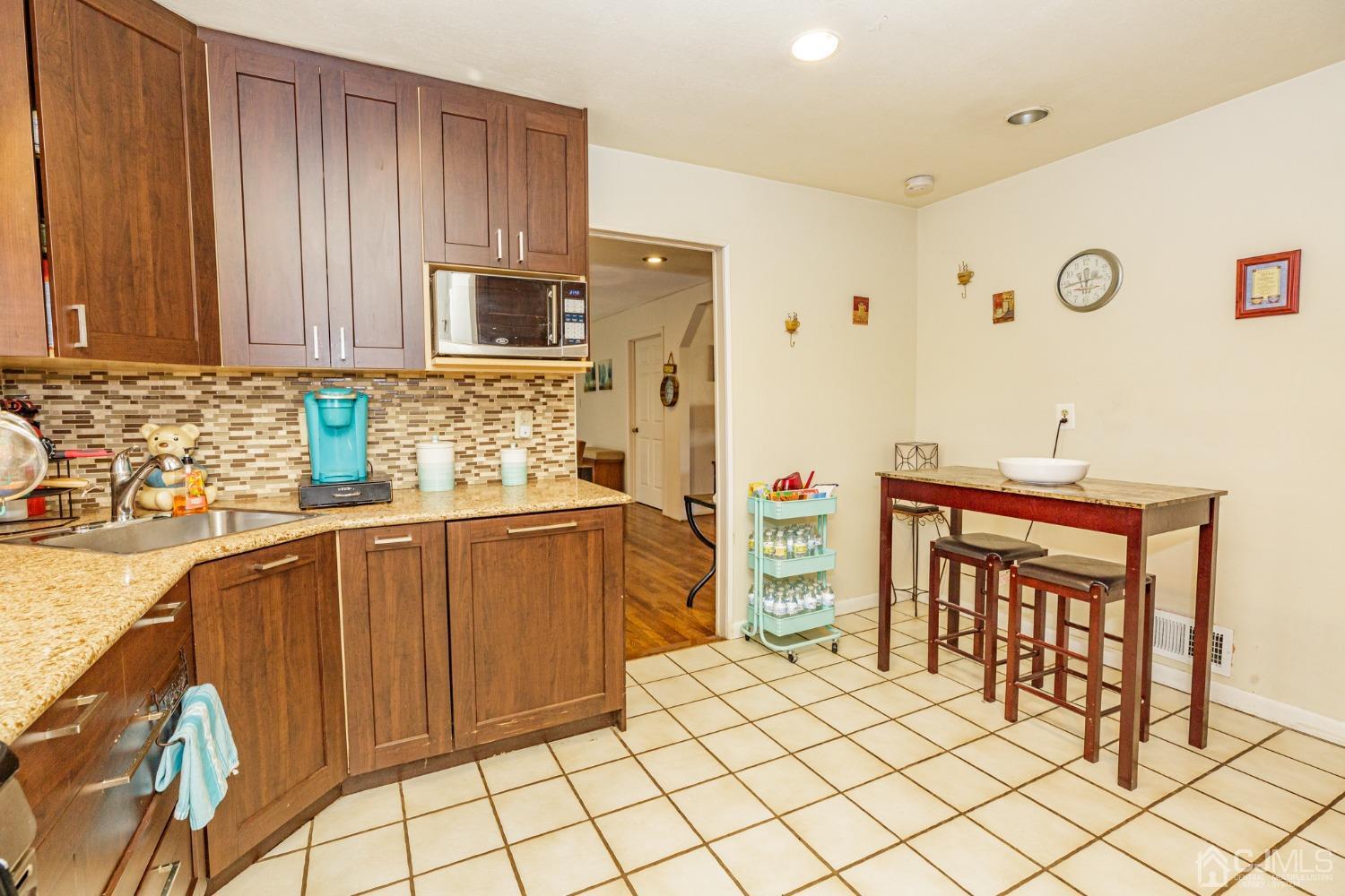 10 Watchung Road East Brunswick, NJ 08816 - Photo 13 of 33 Gallery Image 13