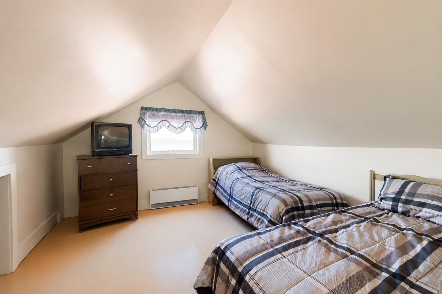 43 Sandy Point Road Swanton, VT 05488 - Photo 24 of 47