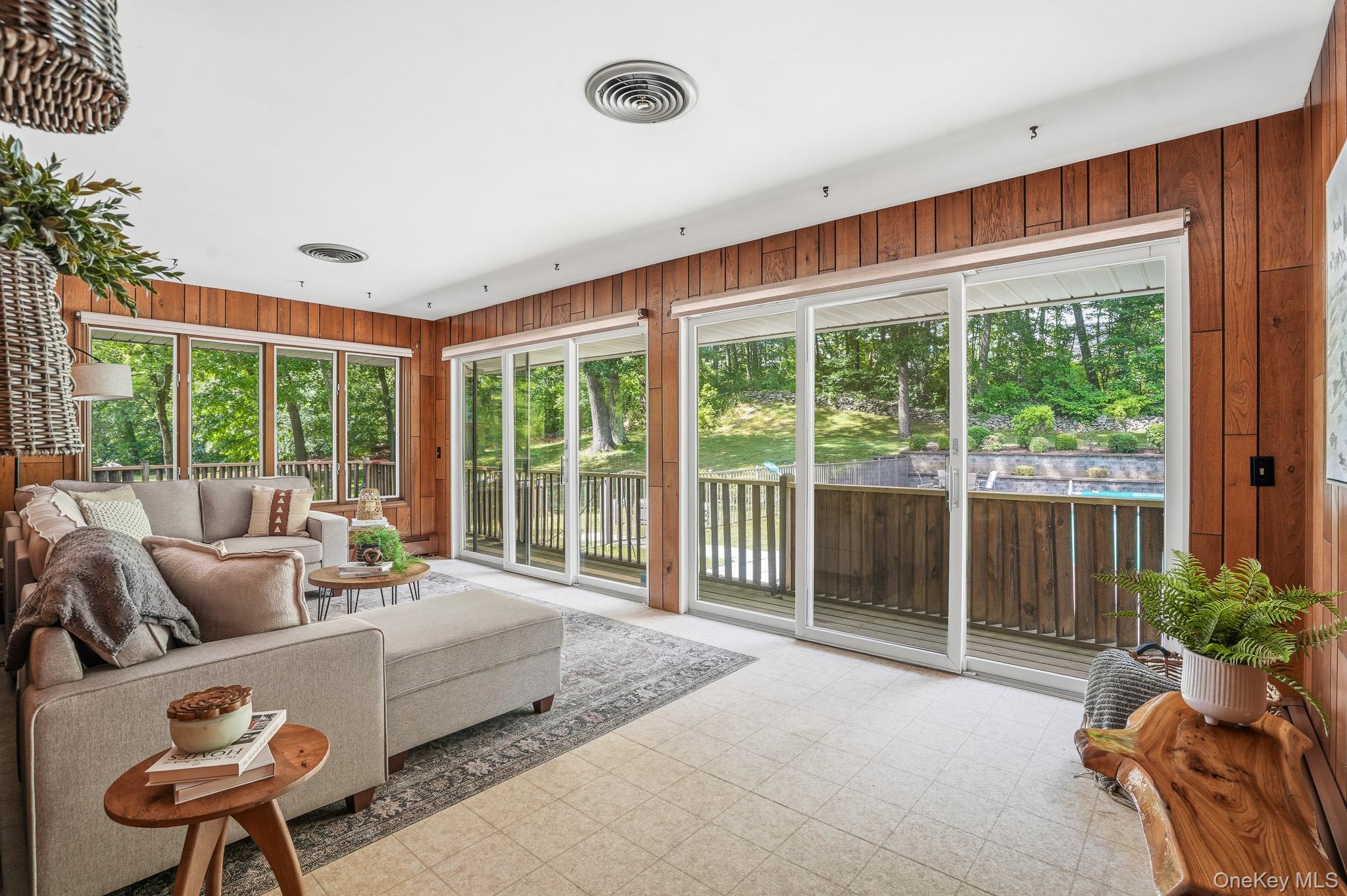 21 Vail Road Poughkeepsie, NY 12603 - Photo 29 of 43
