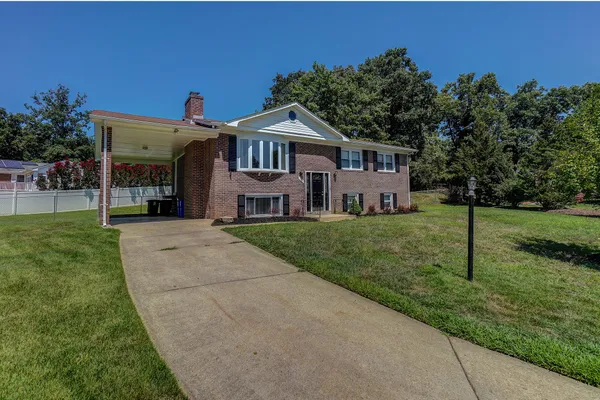 $3,500 | 11901 Bizet Court, Fort Washington, MD 20744
