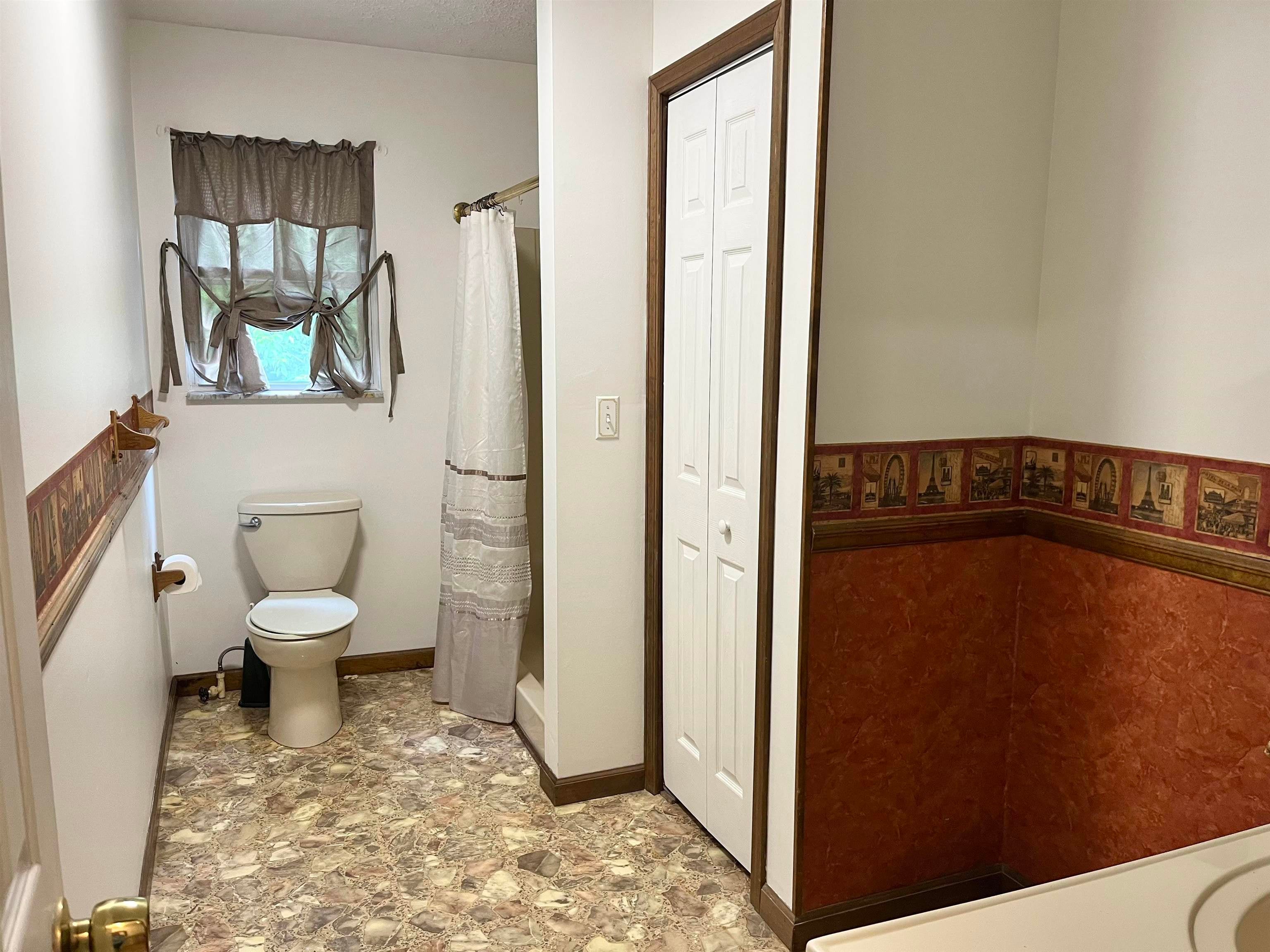 4899 Fudges Creek Road Milton, WV 25541 - Photo 20 of 26 Gallery Image 20