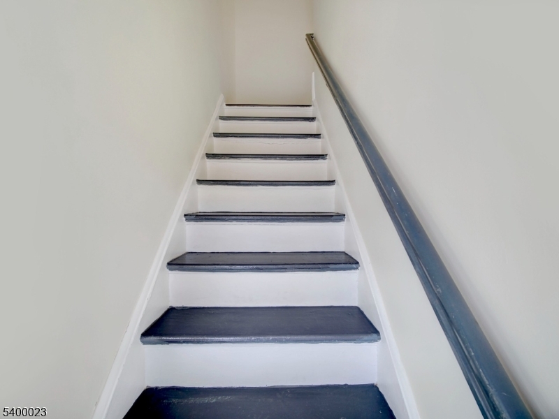 40 Meadowbrook Place, Unit B Maplewood, NJ 07040 - Photo 2 of 15