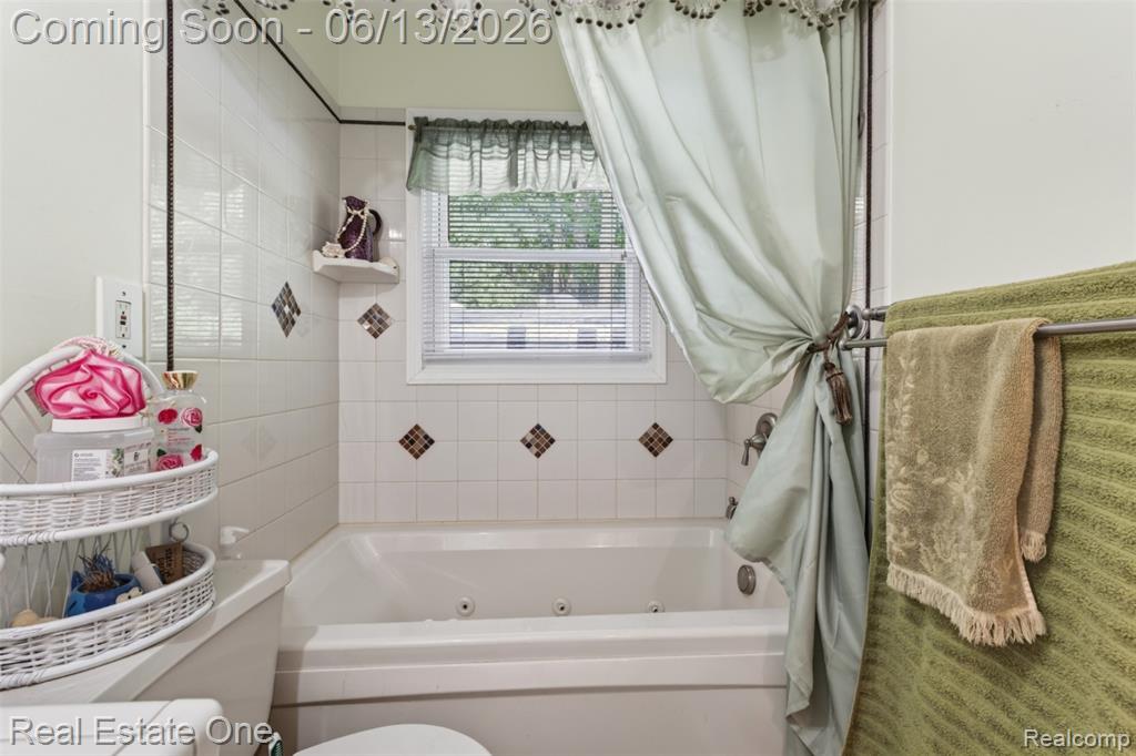 5466 Grange Hall Road Holly, MI 48442 - Photo 32 of 44