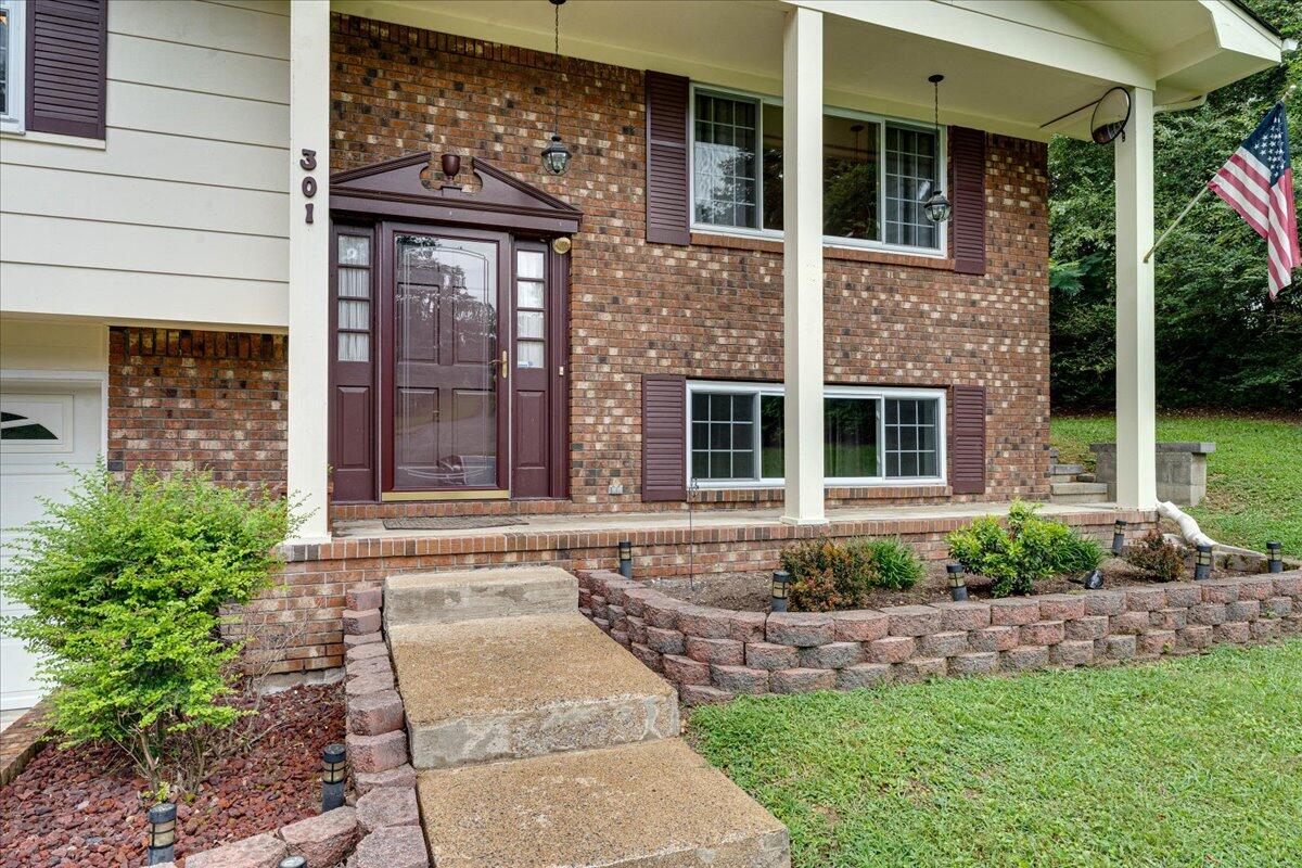301 Cricket Lane Hixson, TN 37343 - Photo 2 of 28 02-301 Cricket Ln-2