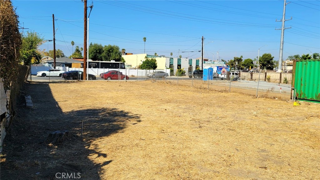 7538 Evans Street Riverside, CA 92504 - Photo 7 of 12 a view of a swimming pool with a patio