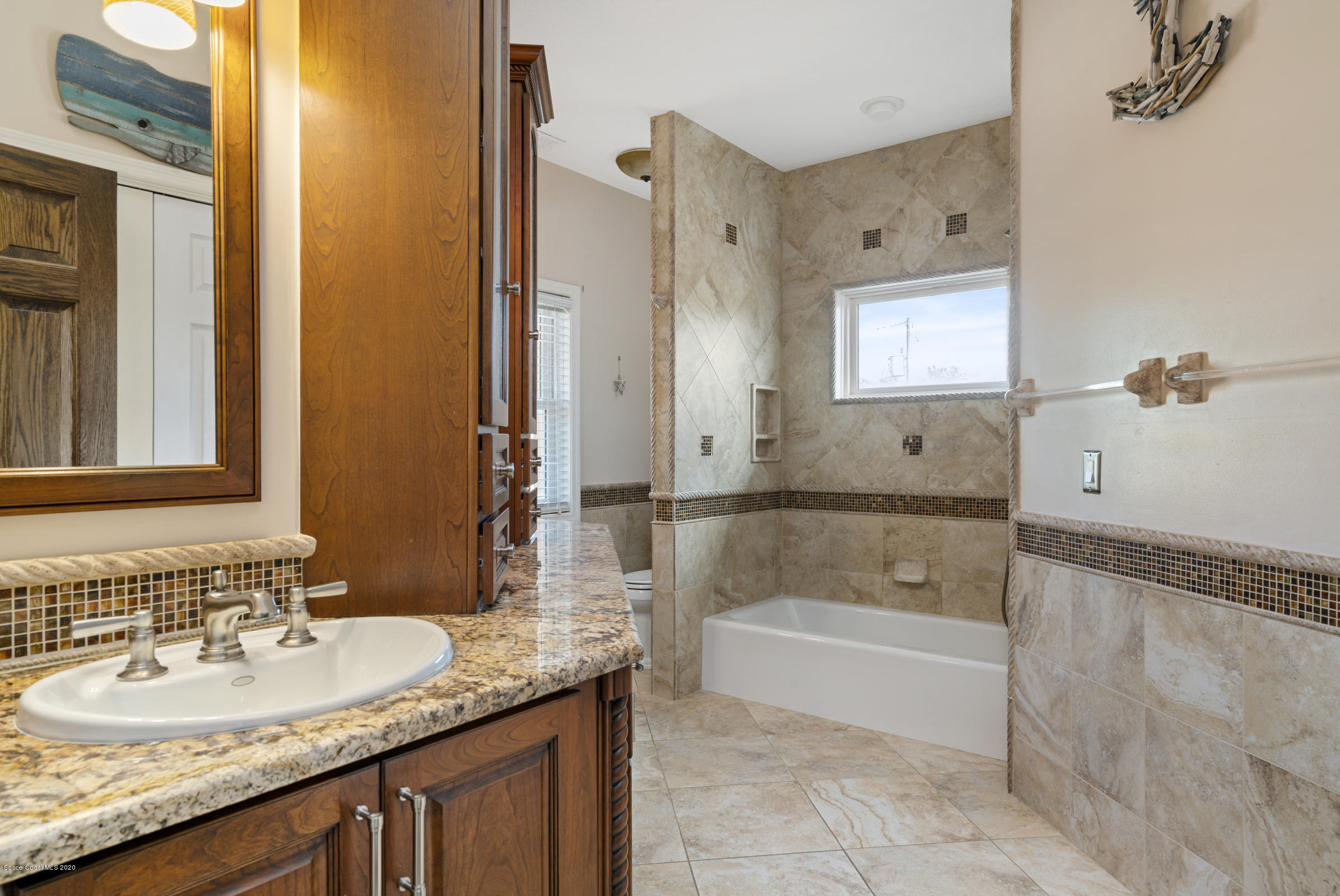 604 North Riverside Drive Indialantic, FL 32903 - Photo 33 of 58 30 604 N Riverside (29)