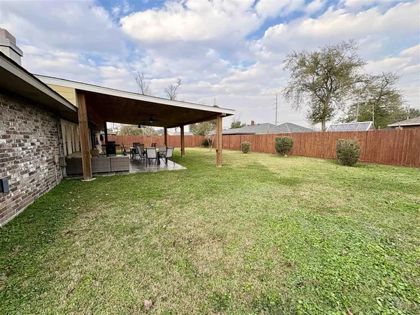 $3,500 | 3525 Lois Lane, Lake Charles, LA 70605