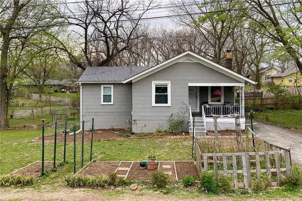 $205,000 | 3050 North 49 Terrace, Kansas City, KS 66104