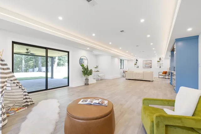 $1,958,000 | 27 High Street, Unit 27, Newton, MA 02461