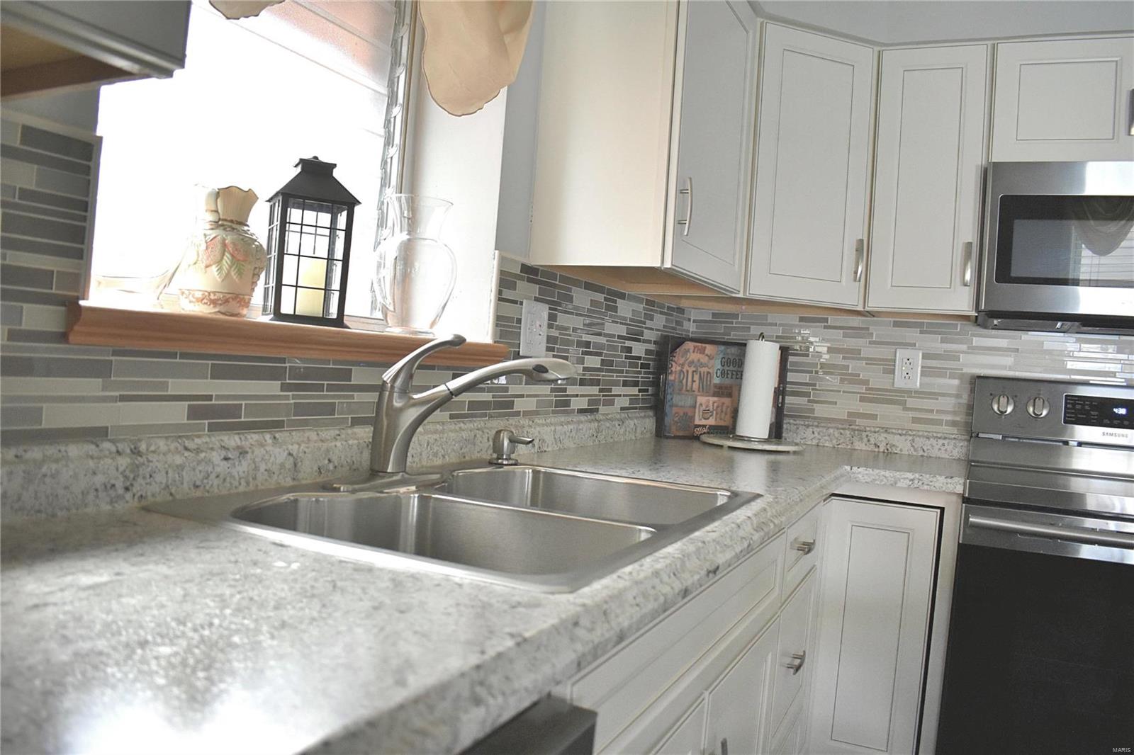 6808 Morgan Ford Road St. Louis, MO 63116 - Photo 12 of 31 Gallery Image 12