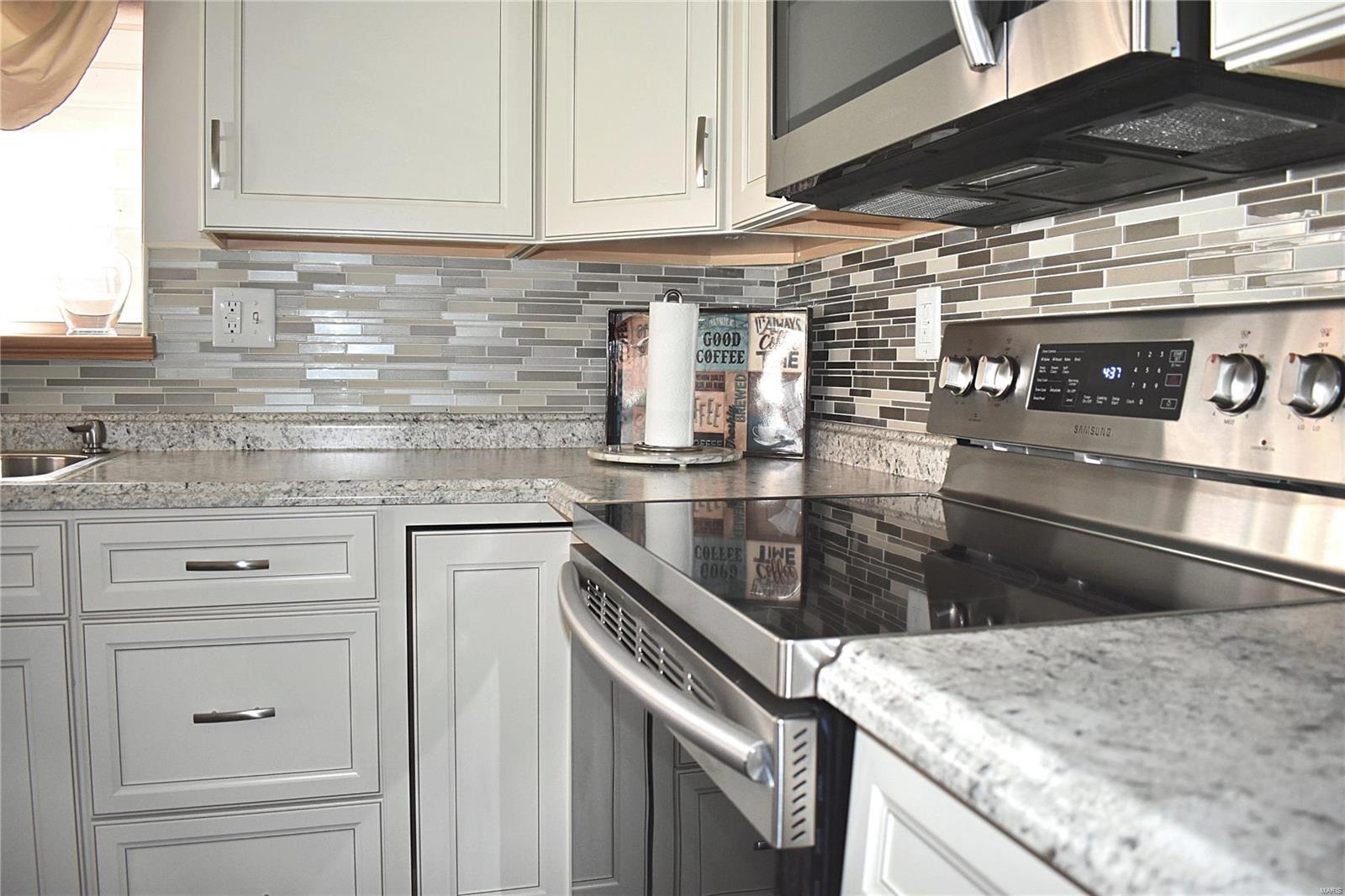 6808 Morgan Ford Road St. Louis, MO 63116 - Photo 10 of 31 Gallery Image 10