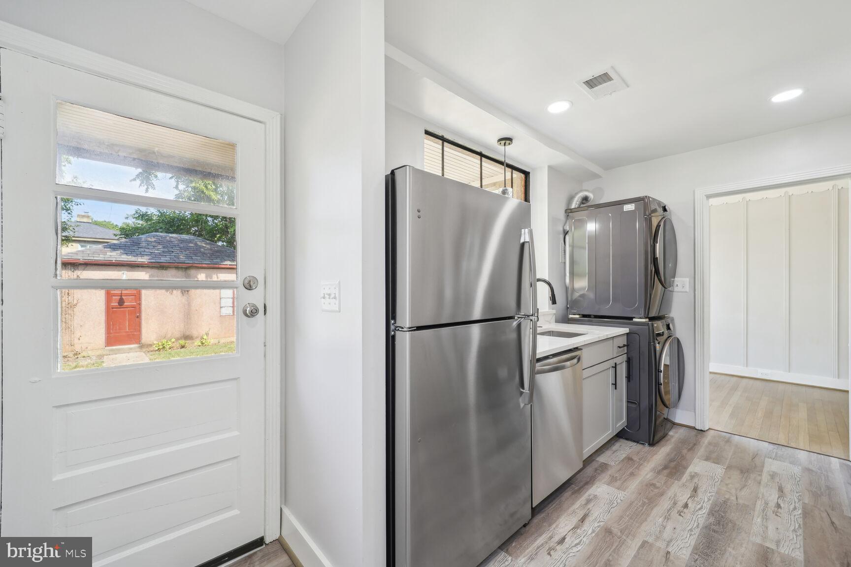 9900 Colesville Road Silver Spring, MD 20901 - Photo 14 of 23 Kitchen and Back Door