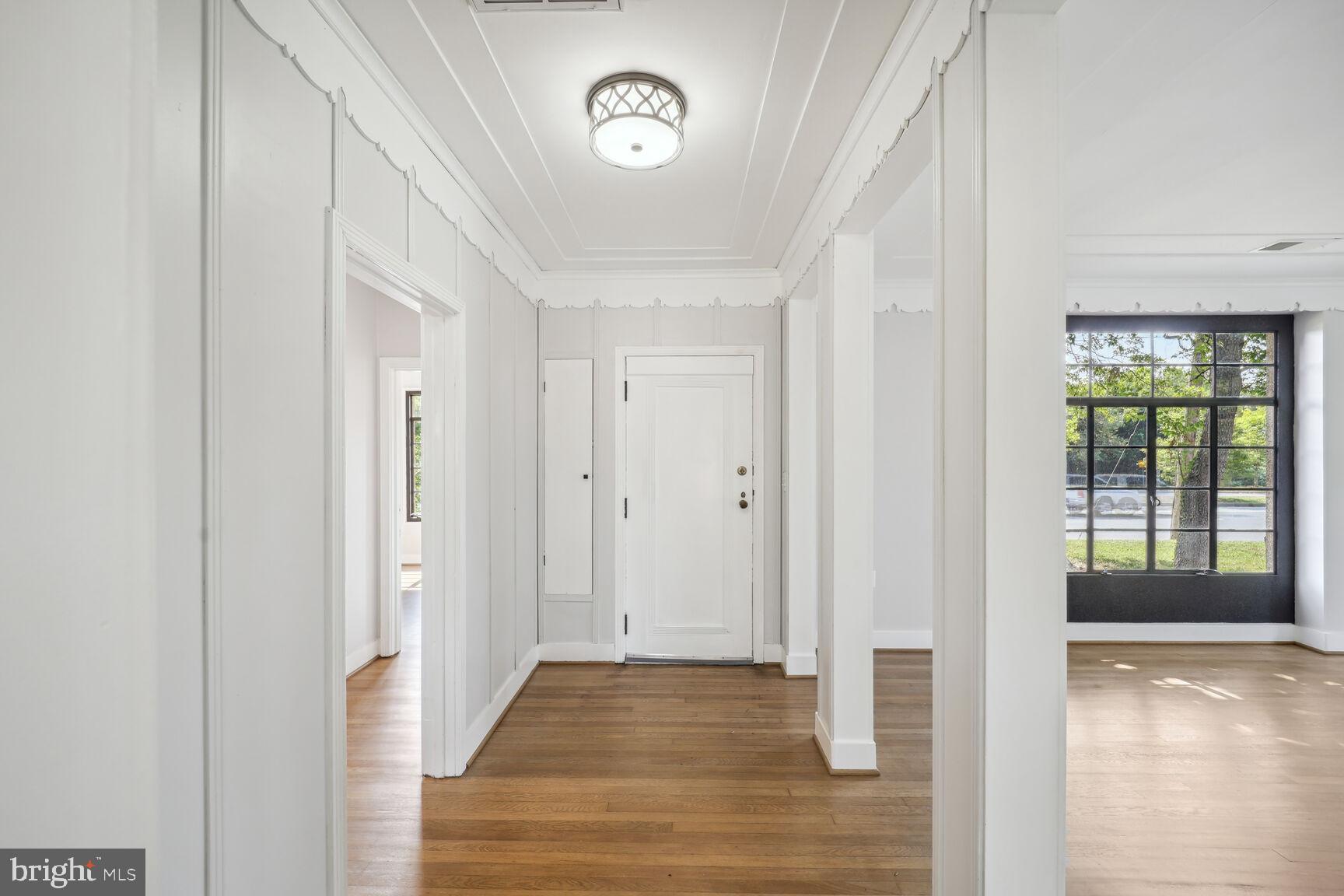 9900 Colesville Road Silver Spring, MD 20901 - Photo 10 of 23 Front Door and Hallway