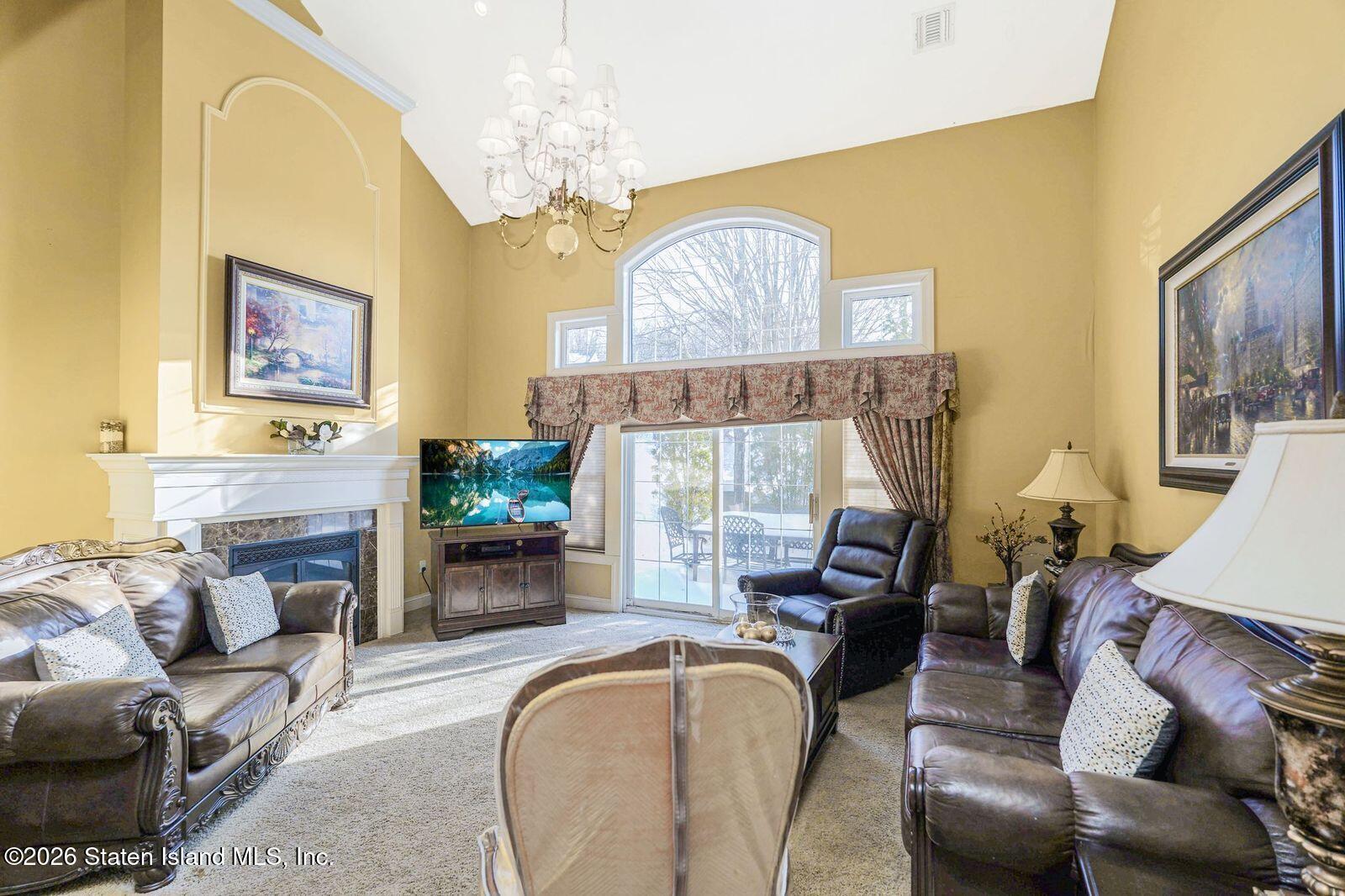 15 Topside Lane Staten Island, NY 10309 - Photo 7 of 36 15 Topside Lane-6