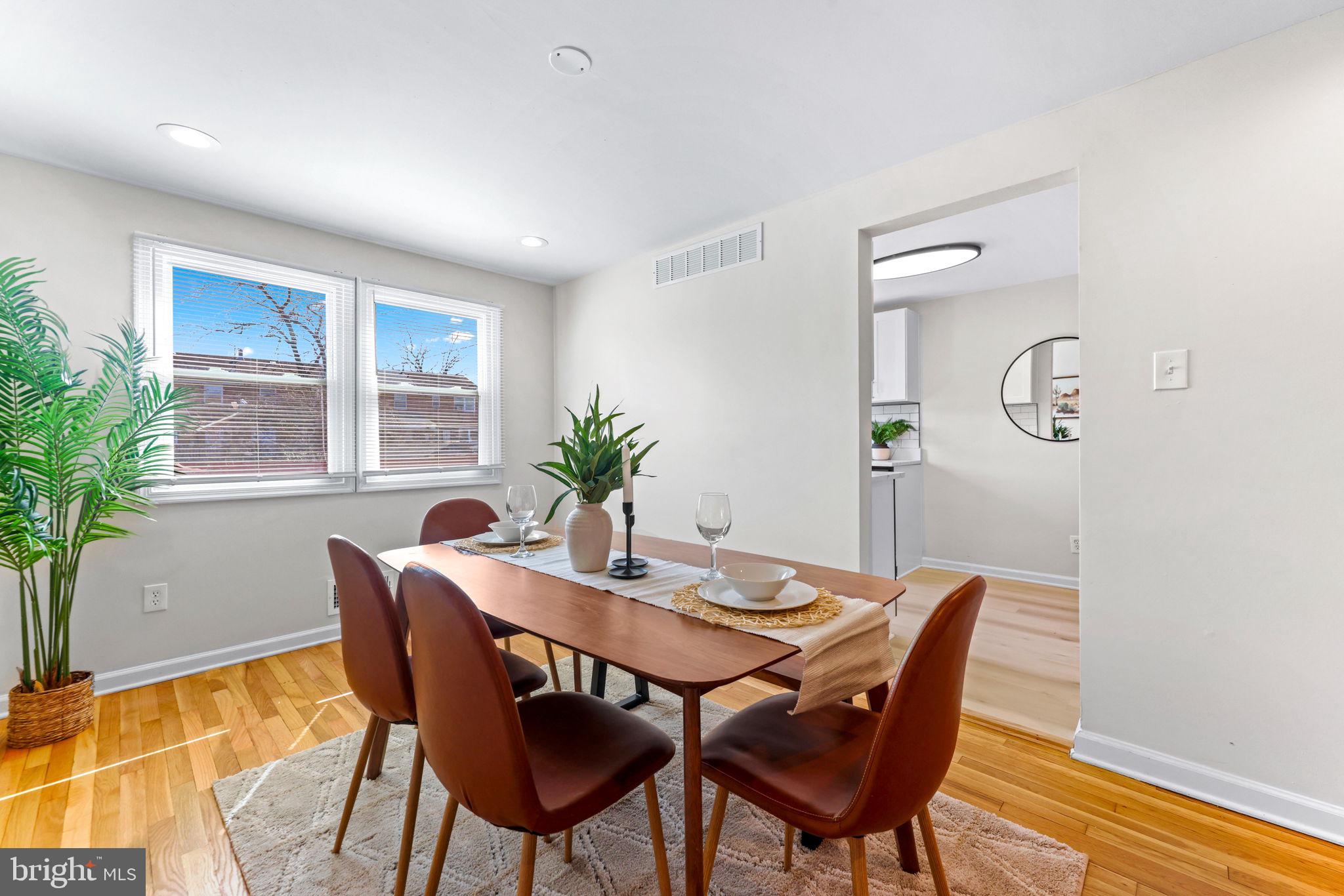 1003 Foxridge Lane Baltimore, MD 21221 - Photo 9 of 35