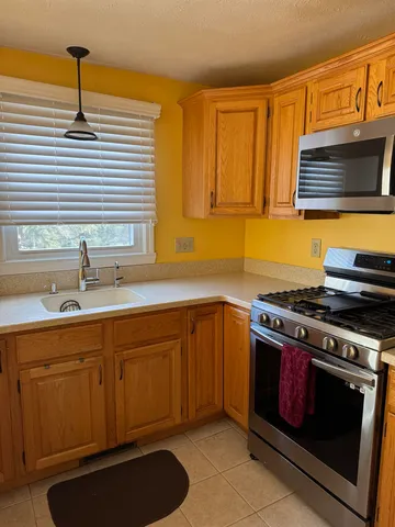 $3,000 | 16 High Brg Hill, Nashua, NH 03060