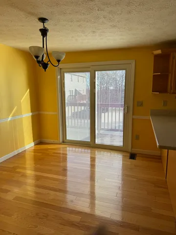 $3,000 | 16 High Brg Hill, Nashua, NH 03060