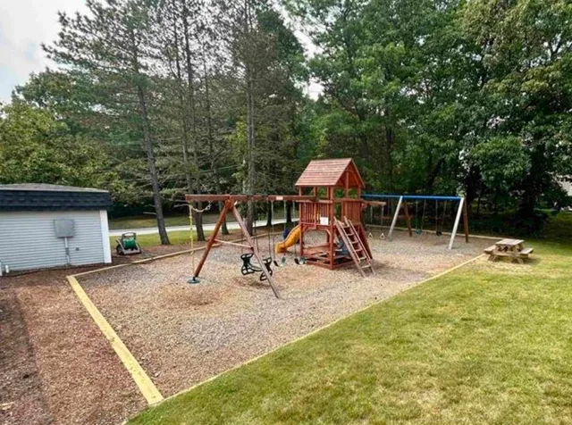 $3,000 | 16 High Brg Hill, Nashua, NH 03060