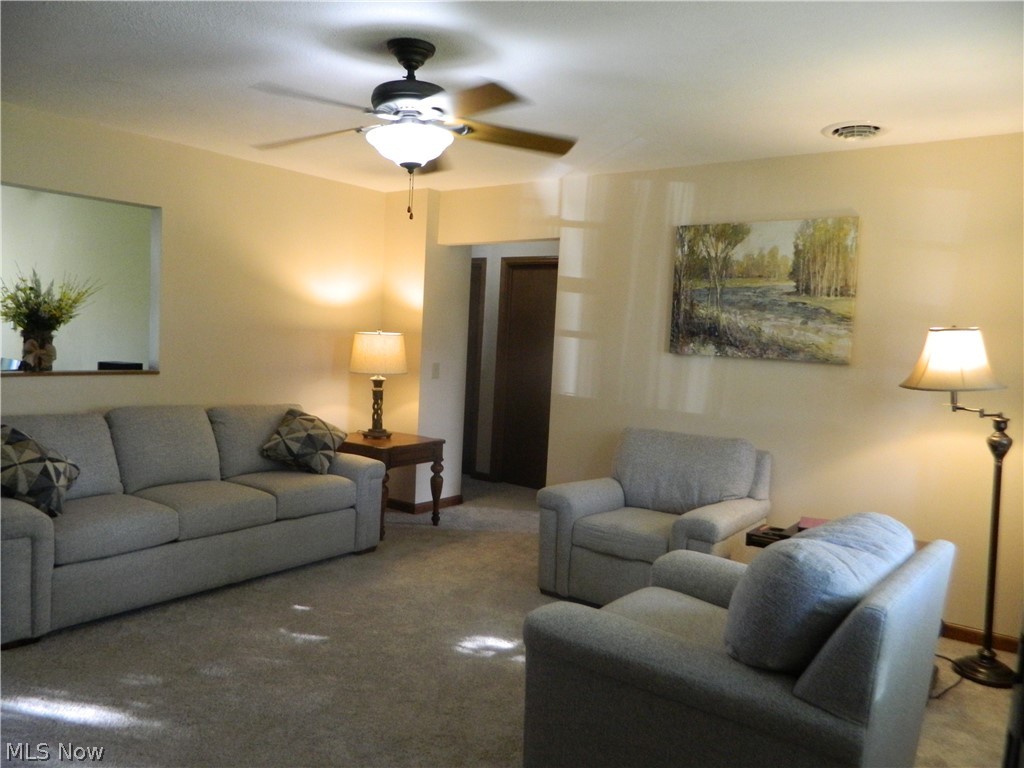 611 Substation Road Brunswick, OH 44212 - Photo 3 of 27 Gallery Image 3