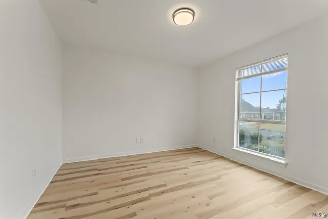 $2,030 | 18516 Lakefield Avenue, Baton Rouge, LA 70817