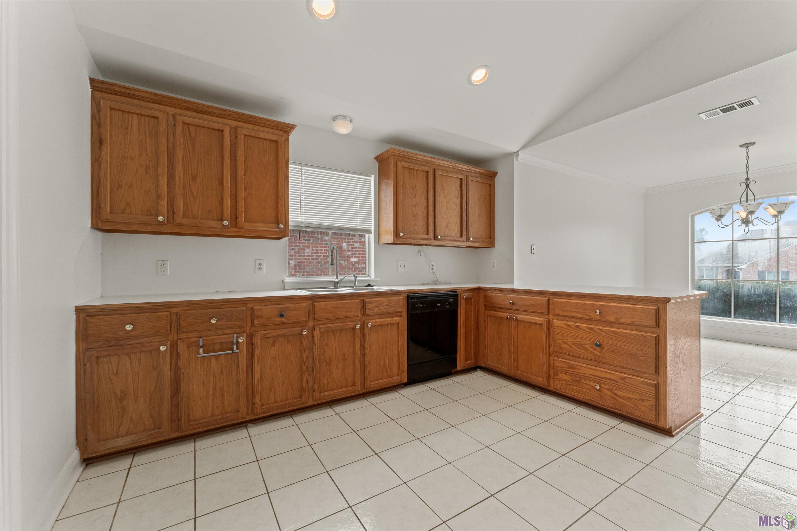 18516 Lakefield Avenue Baton Rouge, LA 70817 - Photo 6 of 20