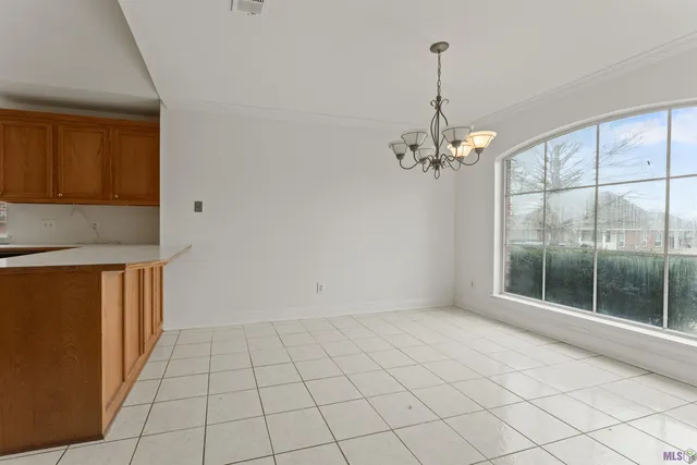 $2,030 | 18516 Lakefield Avenue, Baton Rouge, LA 70817