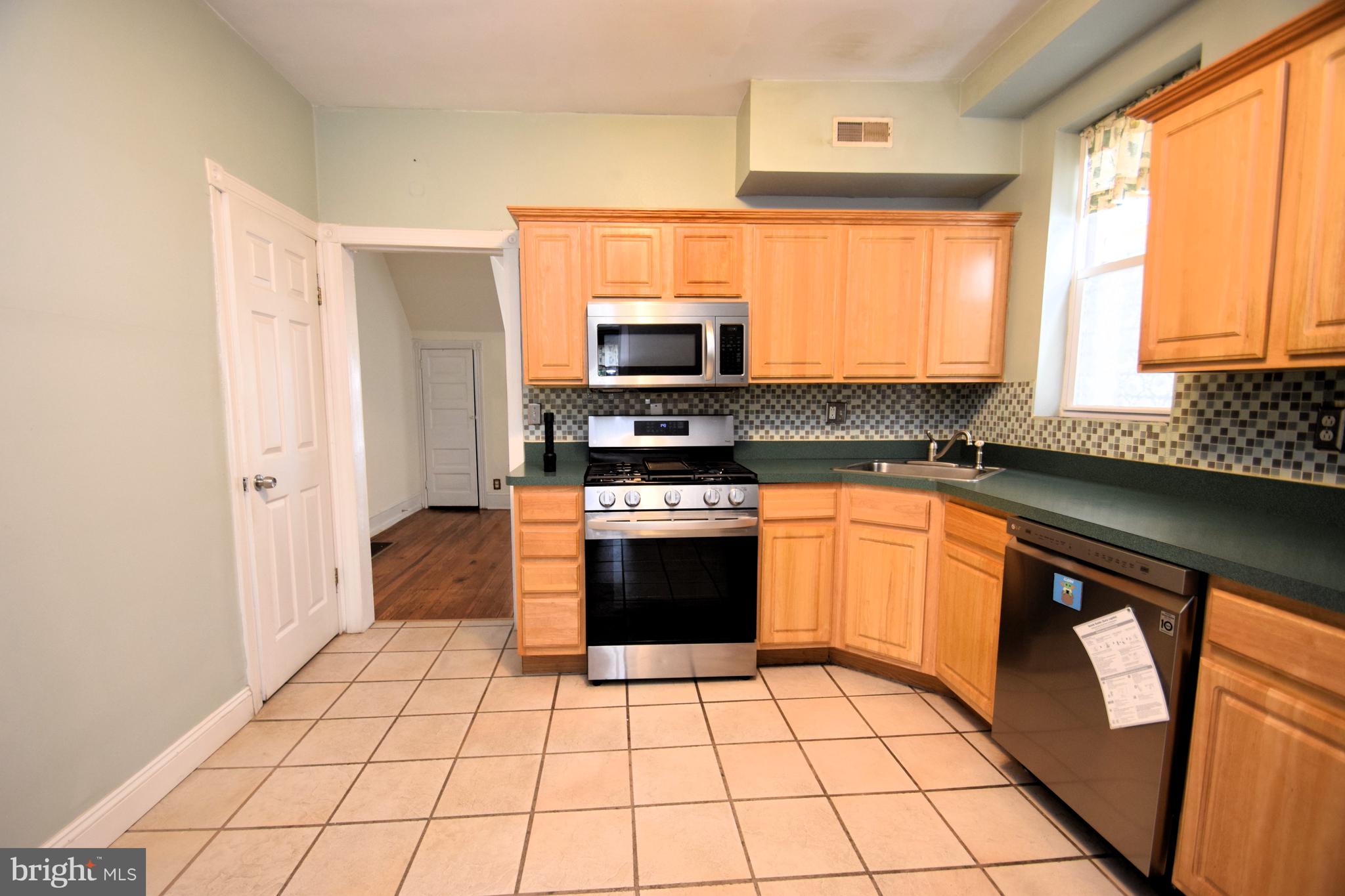 264 Roxborough Avenue Philadelphia, PA 19128 - Photo 9 of 24 Gallery Image 9