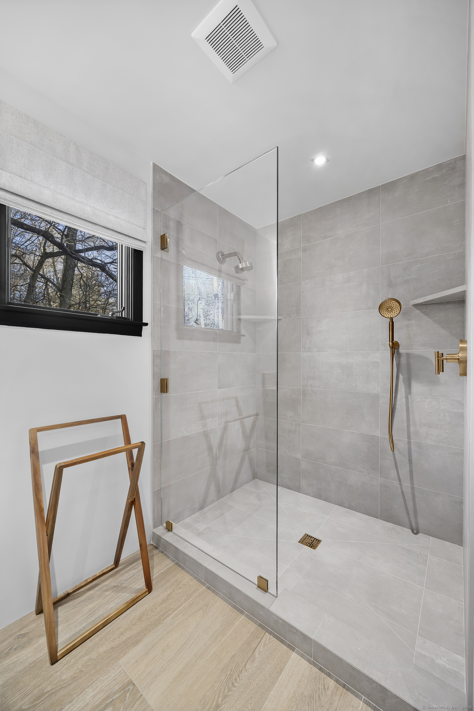 1001 Hulls Farm Road Fairfield, CT 06890 - Photo 24 of 40 a bathroom with a shower