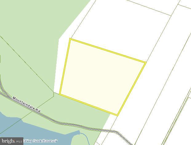 Putman Thurmont, MD 21788 - Photo 1 of 1 a view of a hallway