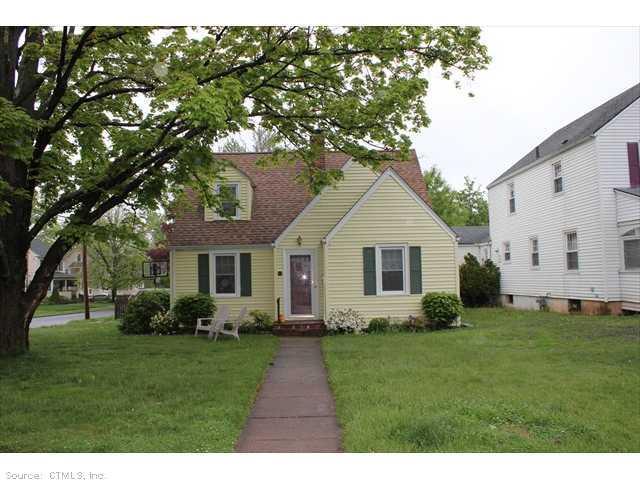 104 Robin Road West Hartford, CT 06119 - Photo 1 of 1 Exterior Front.