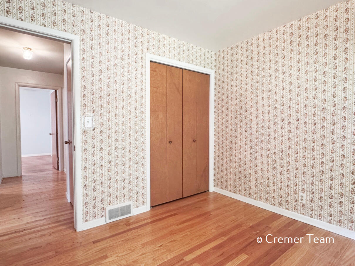 9068 Victor Avenue Jenison, MI 49428 - Photo 23 of 30 Bedroom #3 View 2