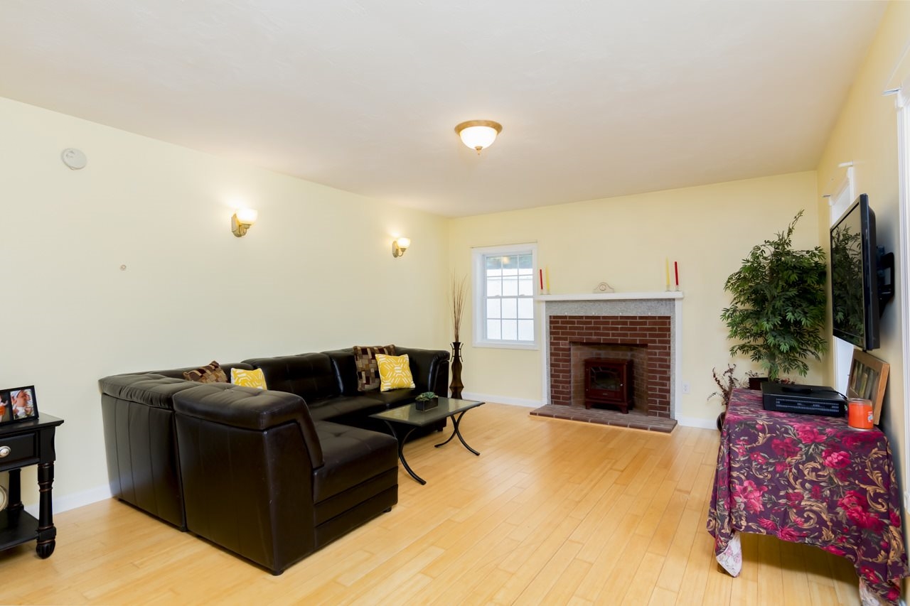 270 North Village Road Warner, NH 03278 - Photo 9 of 24