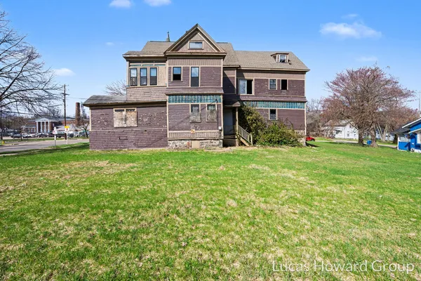 $94,900 | 836 West North Street, Kalamazoo, MI 49007