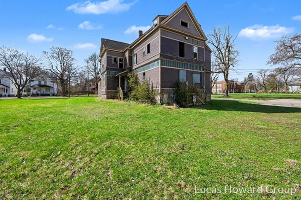 $94,900 | 836 West North Street, Kalamazoo, MI 49007