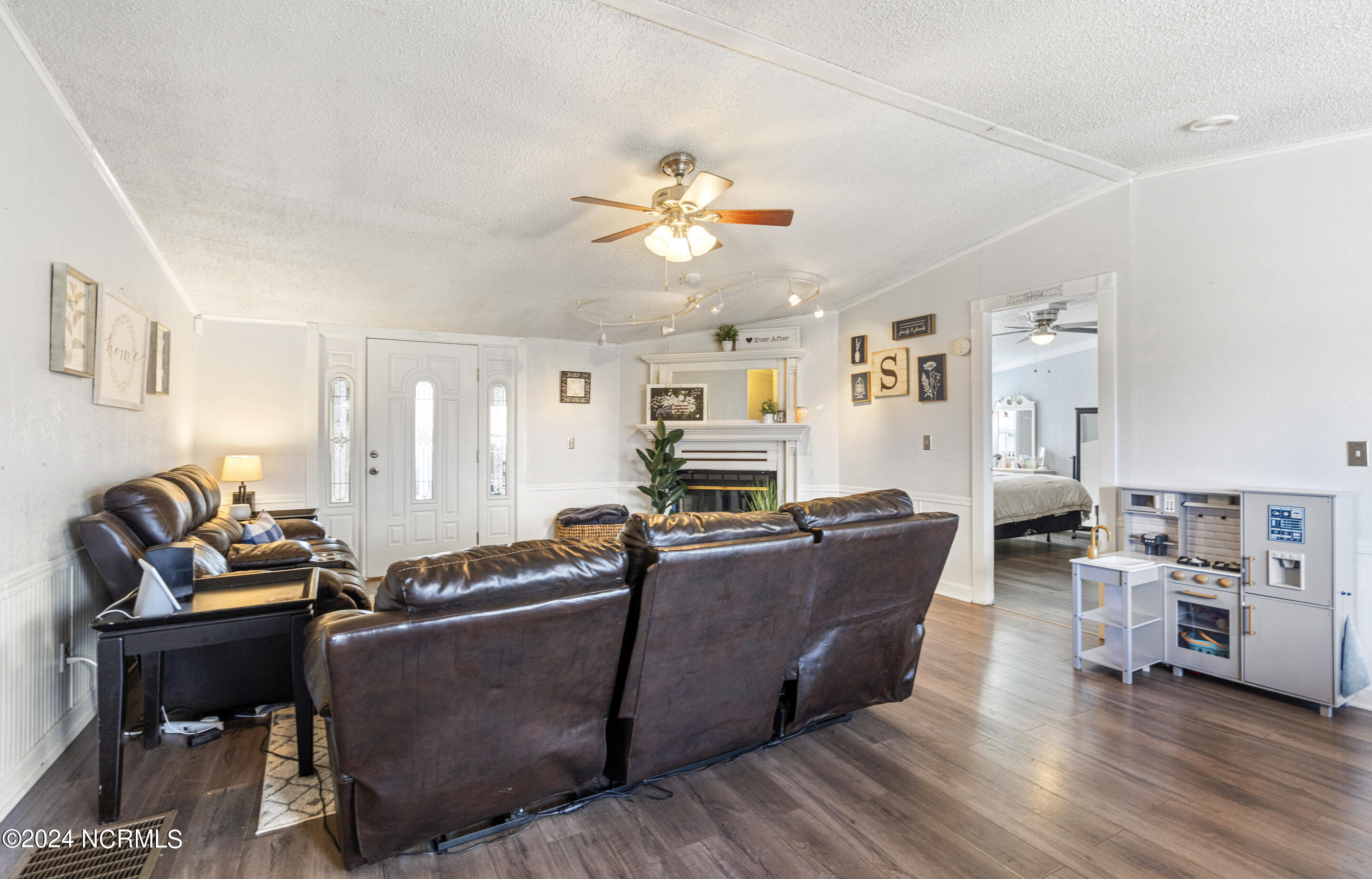 2395 Cayton Road Chocowinity, NC 27817 - Photo 12 of 55 mls-DSC00749