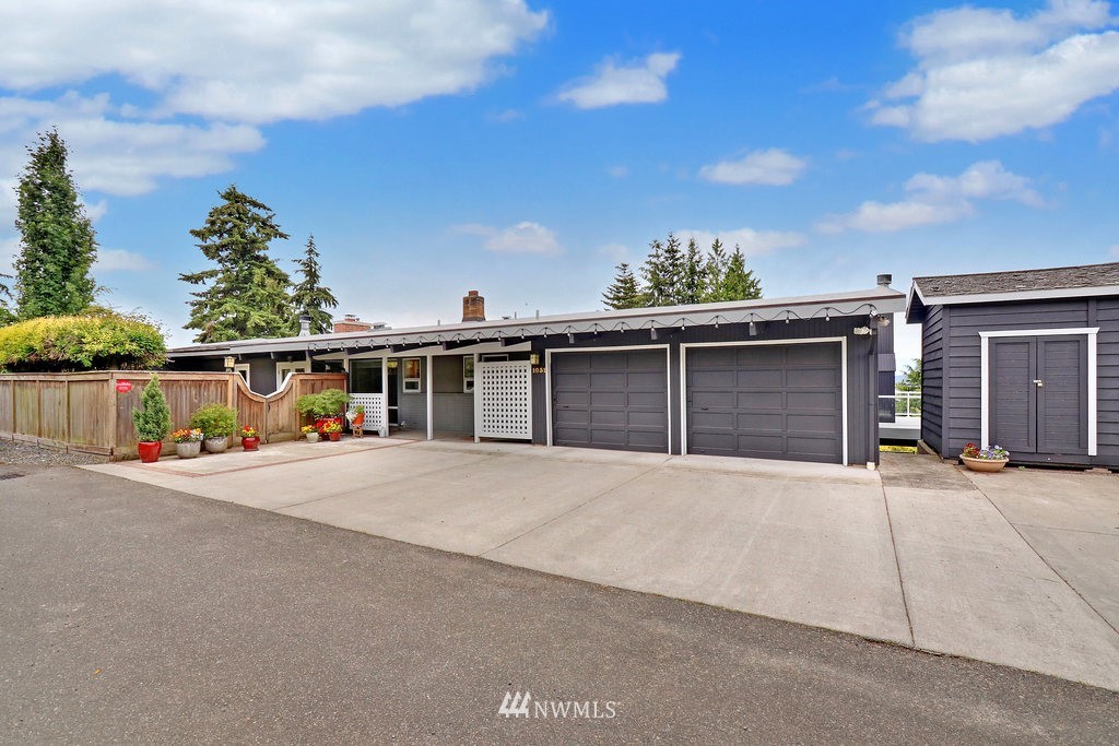 1031 C Avenue South Edmonds, WA 98020 - Photo 24 of 25 front view of a house with a street