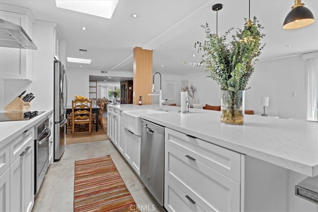 5050 Coldwater Canyon Avenue, Unit 310 Sherman Oaks, CA 91423 - Photo 12 of 26 Kitchen