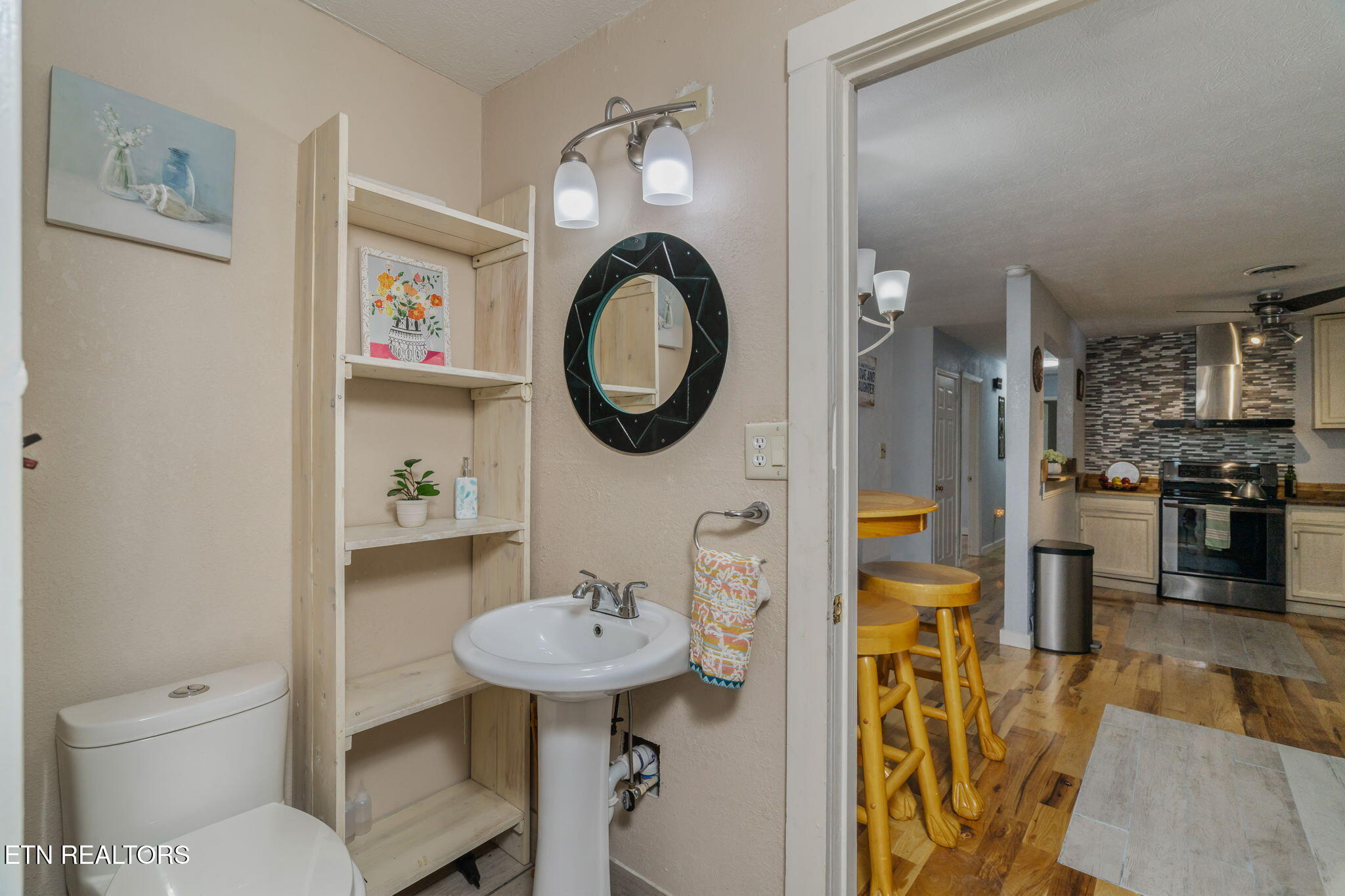 6901 Texas Valley Road Knoxville, TN 37938 - Photo 18 of 60 18-web-or-mls-6901 Texas Valley Road-10