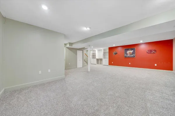 $895,000 | 5812 Old Locke Court, Roanoke, VA 24018