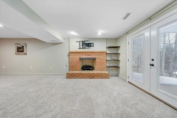 $895,000 | 5812 Old Locke Court, Roanoke, VA 24018