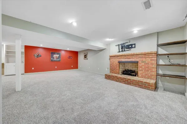 $895,000 | 5812 Old Locke Court, Roanoke, VA 24018