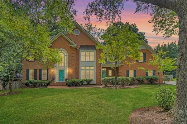 $895,000 | 5812 Old Locke Court, Roanoke, VA 24018