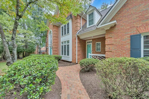 $895,000 | 5812 Old Locke Court, Roanoke, VA 24018