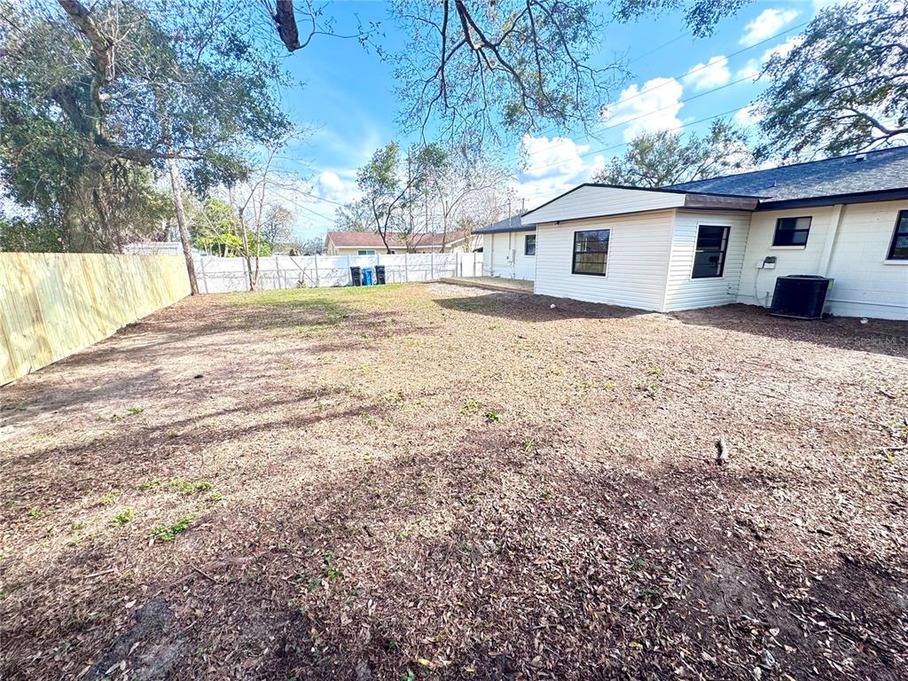 103 West Wheeler Road Seffner, FL 33584 - Photo 13 of 53 Gallery Image 13