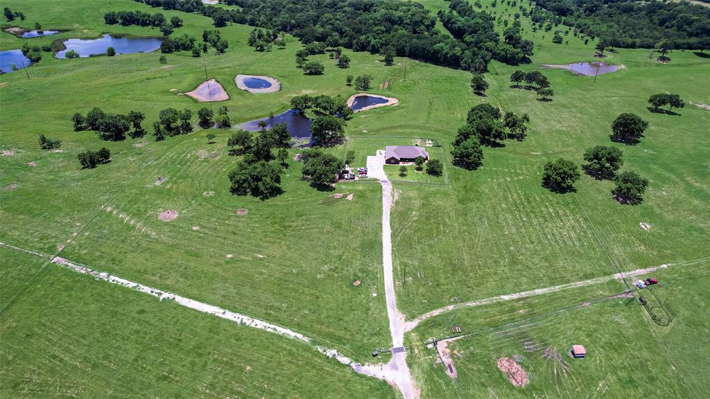 3188 Highway 82 Bells, TX 75414 - Photo 33 of 34