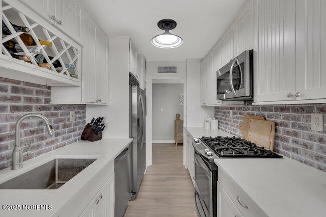 28 Riverside Avenue, Unit 4G Red Bank, NJ 07701 - Photo 3 of 27 010_dsc03053