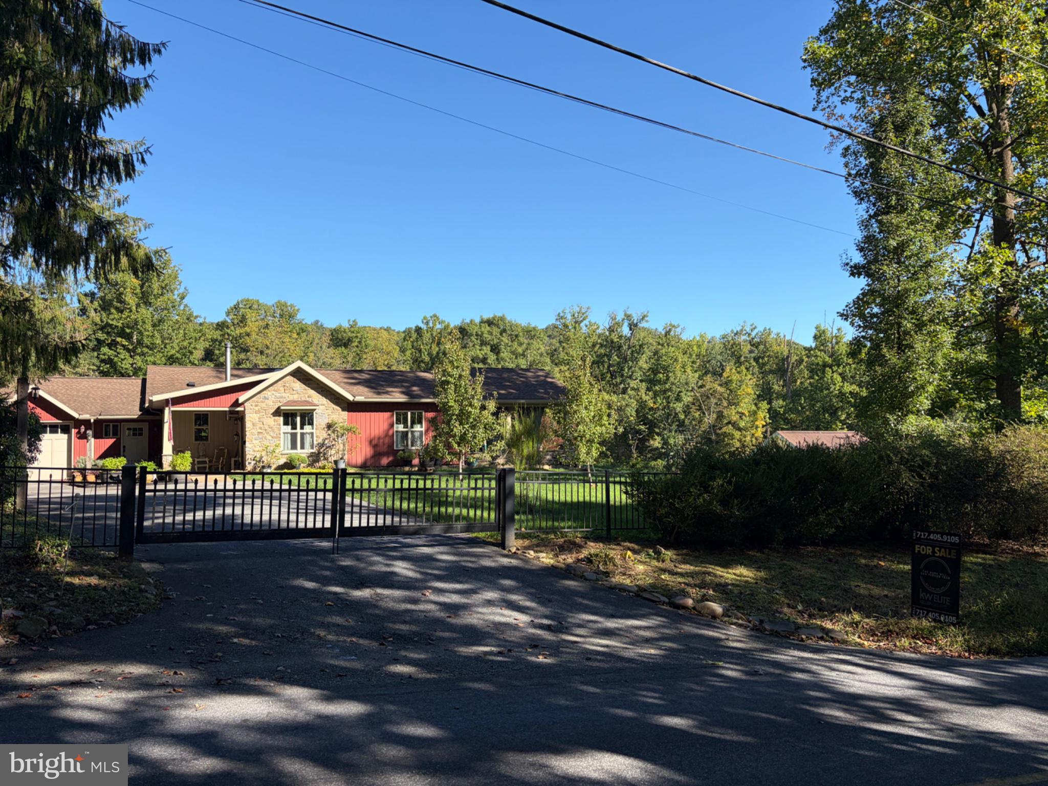 80 Dead End Road Lititz, PA 17543 - Photo 3 of 41 Gallery Image 3