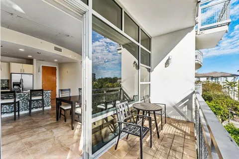 $599,990 | 335 Southeast 6th Avenue, Unit 304, Delray Beach, FL 33483