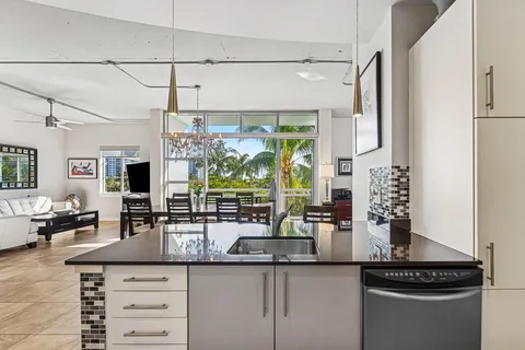 $599,990 | 335 Southeast 6th Avenue, Unit 304, Delray Beach, FL 33483